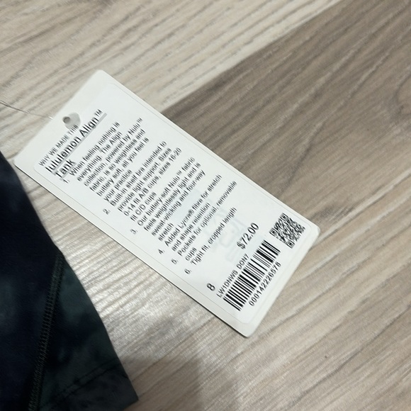 NWT LULULEMON ALIGN TANK - Picture 2 of 4